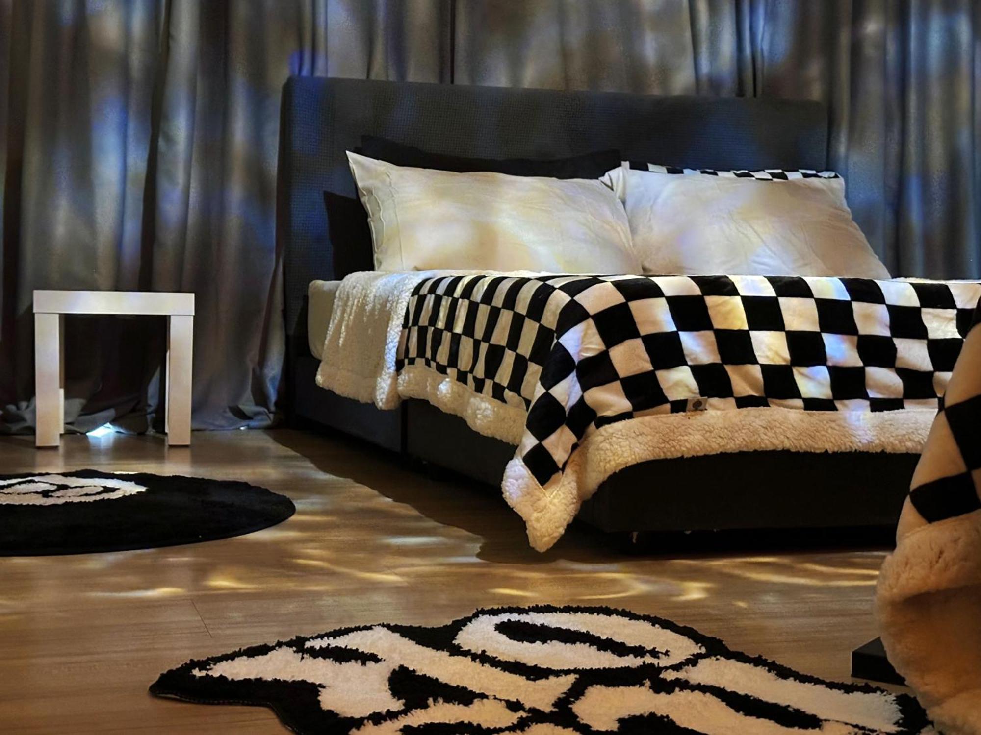 Jb Mount Austin Cube 8 Teens 2-5pax W/netflix 500mbpswifi Apartment Johor Bahru